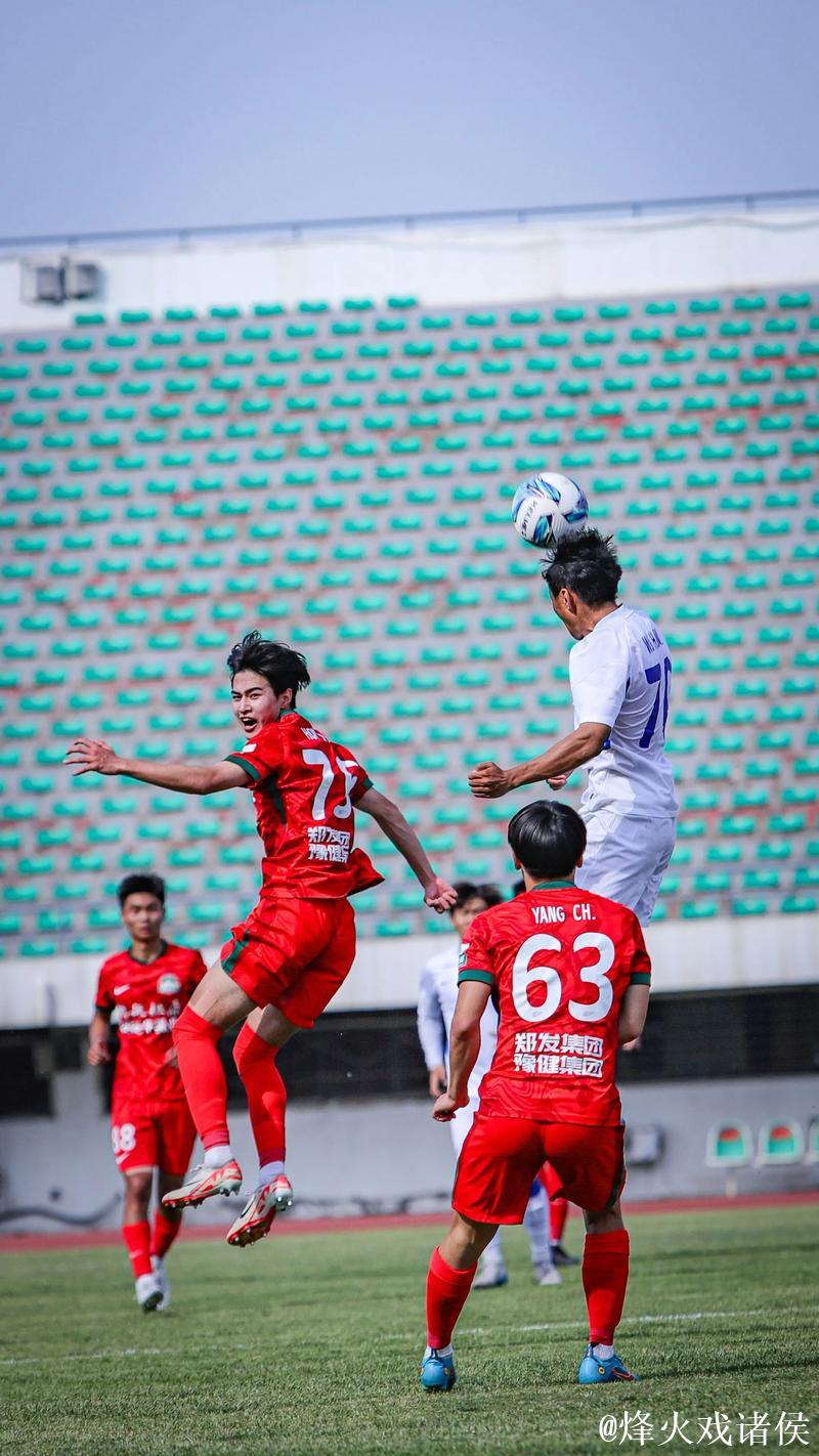 河南足球俱乐部携手管城回族区实验中学共育未来足球之星